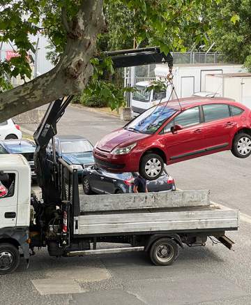 Faites appel à Michel Ponturlas pour l'achat et la vente d'antiquités, le débarras de votre maison ou l'évacuation de votre véhicule